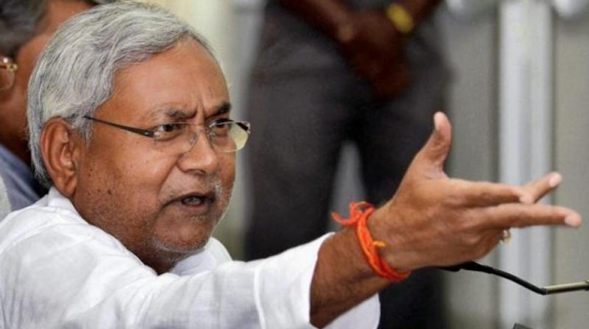 Nitish Kumar promises prohibition if UP voters strengthen his hands